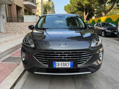 Ford Kuga 1.5 EcoBlue 120 CV 2WD Titanium Grigio usata Grottaglie