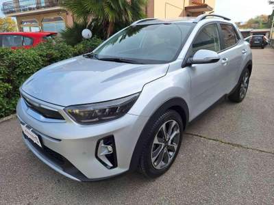 Kia Stonic 1.0 T-GDi 120 CV MHEV DCT Style Argento usata Grottaminarda