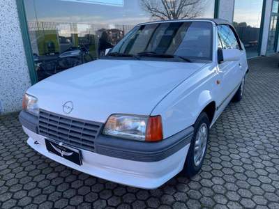 Opel Kadett E 1.3 S Cabriolet Bianco usata Asti