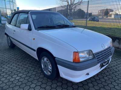 Opel Kadett E 1.3 S Cabriolet Bianco usata Asti