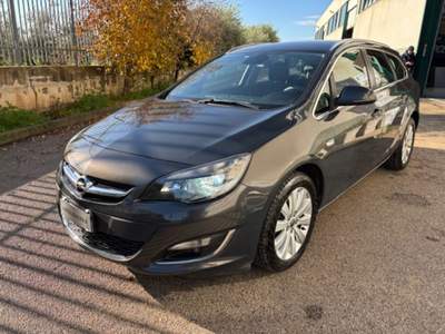 Opel Astra 1.7 CDTI 130CV Sports Tourer Cosmo Grigio usata San Severo