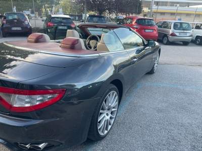 Maserati GranCabrio vettura meravigliosa , Motore Ferrari 430 Nero usata POTENZA