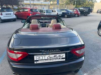 Maserati GranCabrio vettura meravigliosa , Motore Ferrari 430 Nero usata POTENZA