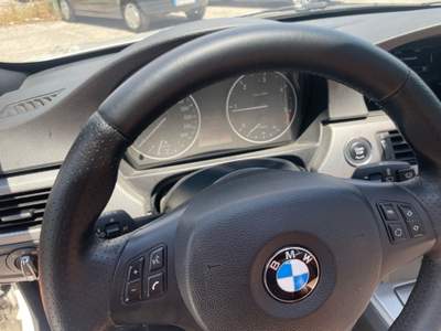 BMW Serie 3 320d tenuta manicalmente , tagliandi ufficiali Bianco usata Potenza