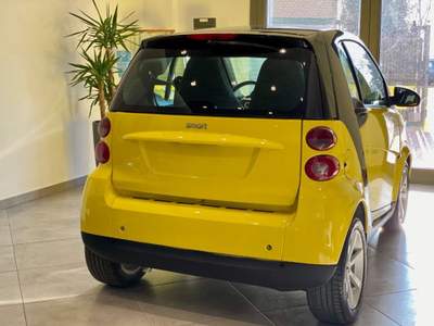 Smart ForTwo 1000 Passion Tetto-Clima-Led Giallo usata Troia