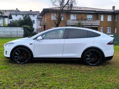 Tesla Model X Performance Ludicrous AWD IVA ESPOSTA Bianco usata BRESCIA