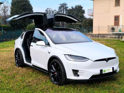 Tesla Model X Performance Ludicrous AWD IVA ESPOSTA Bianco usata BRESCIA
