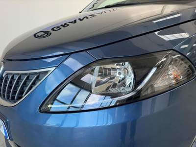 Lancia Ypsilon 1.0 FireFly 5 porte S&S Hybrid Silver Blu/Azzurro usata Valledoria