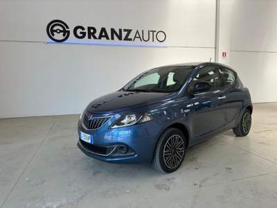 Lancia Ypsilon 1.0 FireFly 5 porte S&S Hybrid Silver Blu/Azzurro usata Valledoria