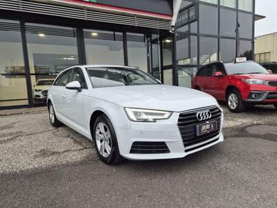 Audi A4 Avant 35 TDI S tronic Design Bianco usata Monselice