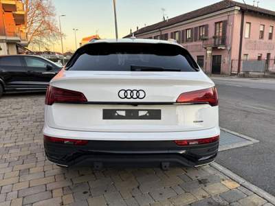 Audi Q5 SPB 40 TDI quattro S tronic S line Bianco usata Alba