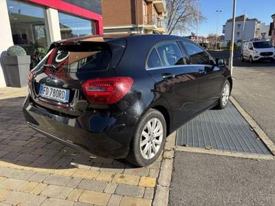 Mercedes-Benz Classe A d Automatic Business NEOPATENTATI Nero usata Alba