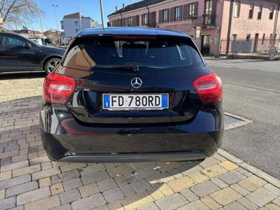 Mercedes-Benz Classe A d Automatic Business NEOPATENTATI Nero usata Alba