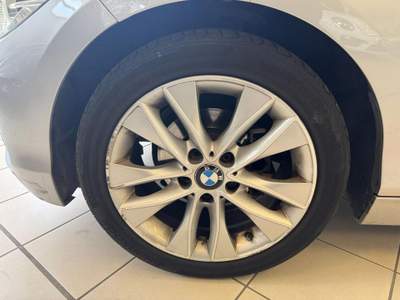 BMW Serie 1 116d 2.0 d 5p. Urban Argento usata COLOGNO MONZESE