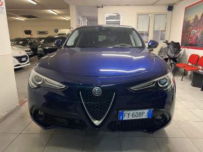Alfa Romeo Stelvio 2.2 Turbodiesel 210 CV AT8 Q4 Lusso Blu/Azzurro usata Collegno