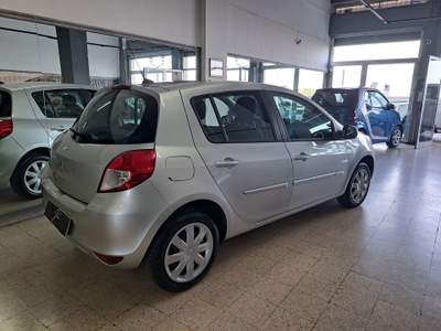 Renault Clio UNICO PROPRIETARIO Grigio usata OSTUNI