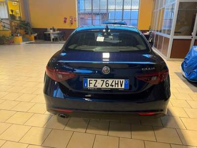 Alfa Romeo Giulia 2.2 Turbodiesel 160 CV Business Blu/Azzurro usata DOGLIANI