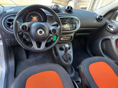 Smart ForFour 70 1.0 twinamic Passion Bianco usata Melpignano