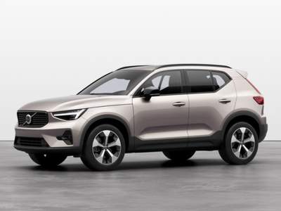 Volvo XC40 B3 automatico Ultra Dark Grigio usata Saronno
