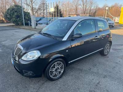 Lancia Ypsilon 1.4 Argento Ecochic GPL Nero usata Gaglianico