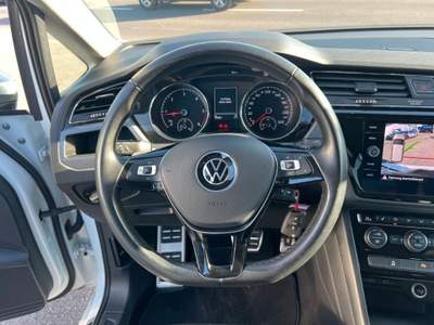 Volkswagen Touran 2.0 TDI 150 CV SCR DSG Active Bianco usata Castelnuovo Rangone