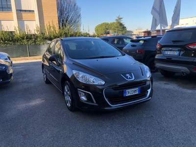 Peugeot 308 1.6 8V e-HDi 112CV  5p. Access Marrone usata San Lazzaro di Savena