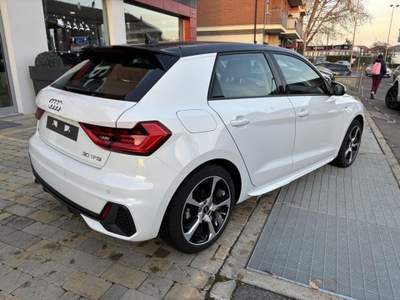 Audi A1 SPB 30 TFSI S line edition Full LED-PHONE APPS Bianco usata Alba