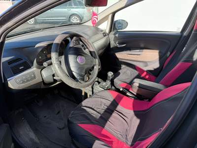 Fiat Grande Punto Fiat Grande Punto 1.3Mjet 75cv 5p Fermo amministrativo Nero usata Pompei