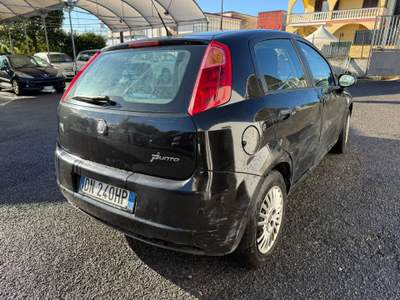 Fiat Grande Punto Fiat Grande Punto 1.3Mjet 75cv 5p Fermo amministrativo Nero usata Pompei