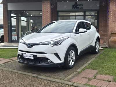 Toyota C-HR 1.8 Hybrid E-CVT Active Bianco usata Limbiate