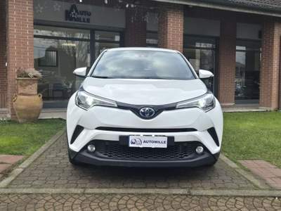 Toyota C-HR 1.8 Hybrid E-CVT Active Bianco usata Limbiate