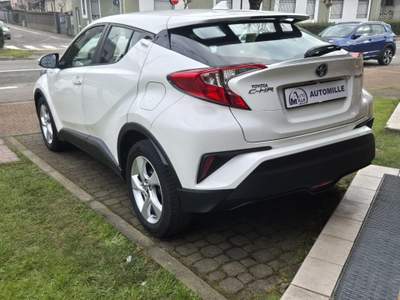 Toyota C-HR 1.8 Hybrid E-CVT Active Bianco usata Limbiate
