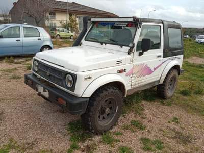 Suzuki SJ400/Samurai 1.3i cat Berlina De Luxe Grigio usata Canino Suzuki SJ400/Samurai 1.3i cat Berlina De Luxe Grigio usata Canino