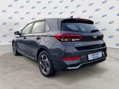 Hyundai i30 1.0 T-GDI DCT 48V Business usata Pistoia