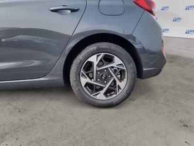 Hyundai i30 1.0 T-GDI DCT 48V Business usata Pistoia