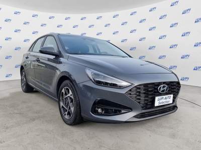 Hyundai i30 1.0 T-GDI DCT 48V Business usata Pistoia