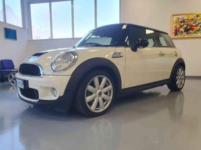 MINI Cooper 1.6 16V Cooper S Beige usata Longarone