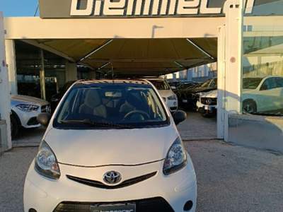 Toyota Aygo 1.0 12V VVT-i 5 porte Edition Bianco usata Augusta