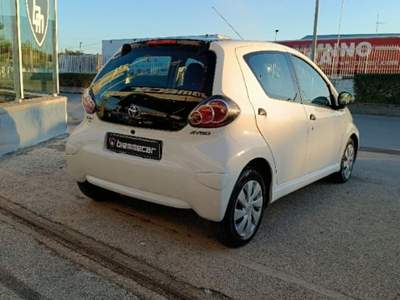 Toyota Aygo 1.0 12V VVT-i 5 porte Edition Bianco usata Augusta
