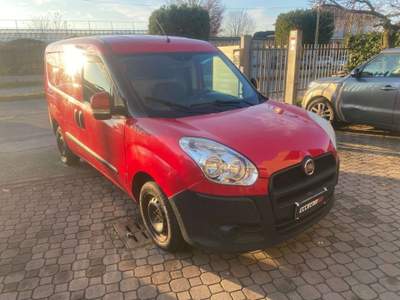 Fiat Doblò 1.6 mjt 16v Dynamic 105cv E5+ Argento usata Bollate