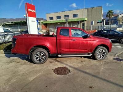 Isuzu D-Max N60 N60 1.9 Space Cab F 4X4 A/T Rosso usata COMO Isuzu D-Max N60 N60 1.9 Space Cab F 4X4 A/T Rosso usata COMO