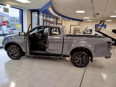 Isuzu D-Max N60 N60 1.9 Space Cab FF 4X4 Grigio usata COMO