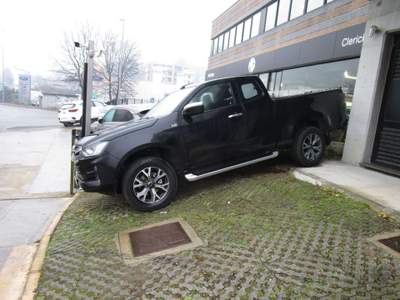 Isuzu D-Max N60 N60 1.9 Space Cab F 4X4 Nero usata COMO