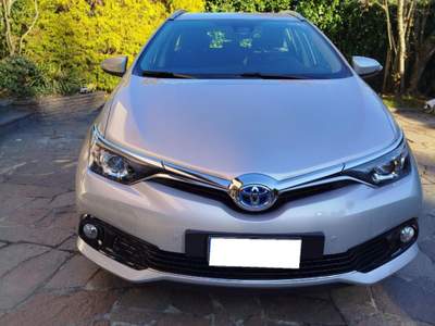 Toyota Auris 1.8 Hybrid Argento usata COMO