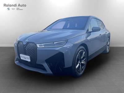 BMW iX xdrive50 Grigio usata Casale Monferrato