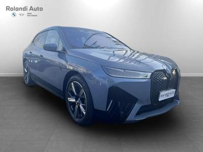BMW iX xdrive50 Grigio usata Casale Monferrato
