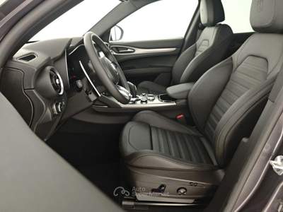 Alfa Romeo Stelvio 2.2 Turbodiesel 210 CV AT8 Q4 Veloce Grigio usata Capua