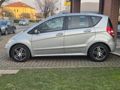 Mercedes-Benz Classe A Elegance Argento usata Limbiate