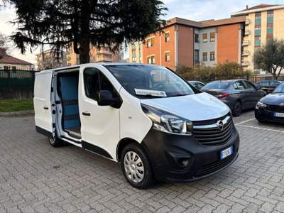 Opel Vivaro 1.6 BiTurbo CDTI125CV OFFICINA MOBILE+ BANCO MORSA Bianco usata Torino