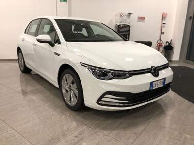 Volkswagen Golf 2.0 TDI SCR Style Bianco usata Bareggio